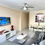 Beautiful Modern 100m From The Sea Διαμέρισμα *