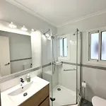 Διαμέρισμα Beautiful Modern 100m From The Sea *