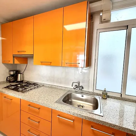 Beautiful Modern 100m From The Sea *