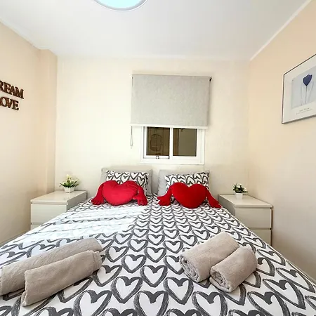 Beautiful Modern 100m From The Sea Διαμέρισμα *