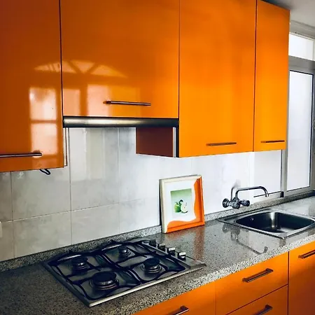 Beautiful Modern 100m From The Sea