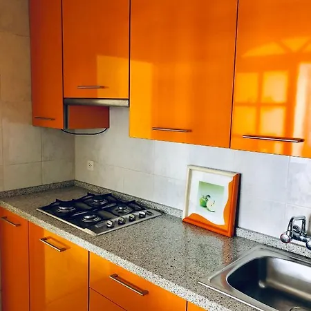 Beautiful Modern 100m From The Sea Apartment