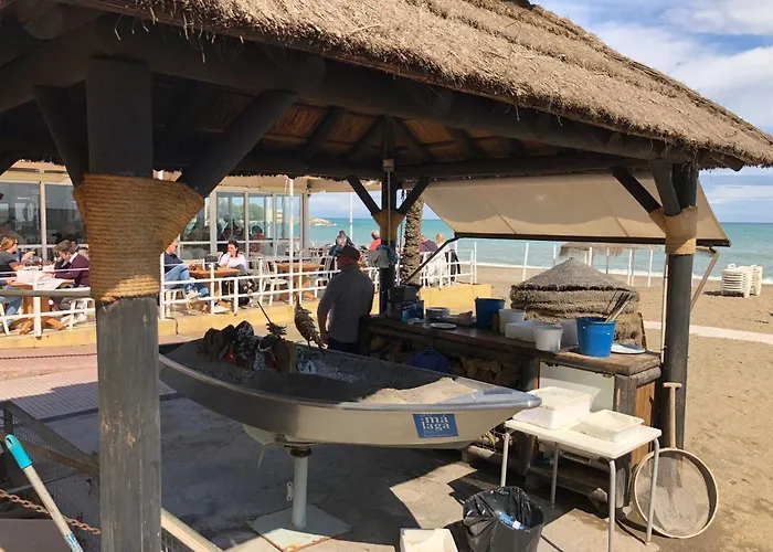 Beautiful Modern 100m From The Sea アパート フエンヒロラ