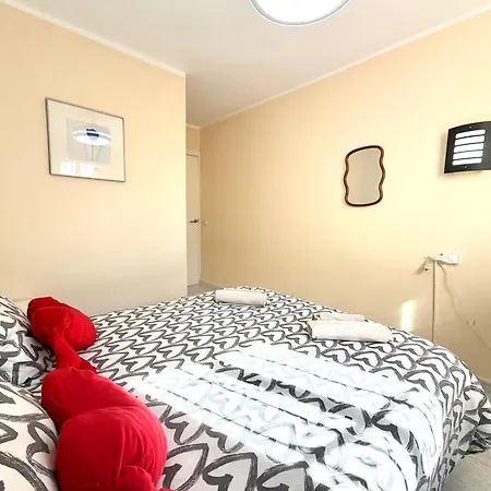 דירה Beautiful Modern 100m From The Sea *