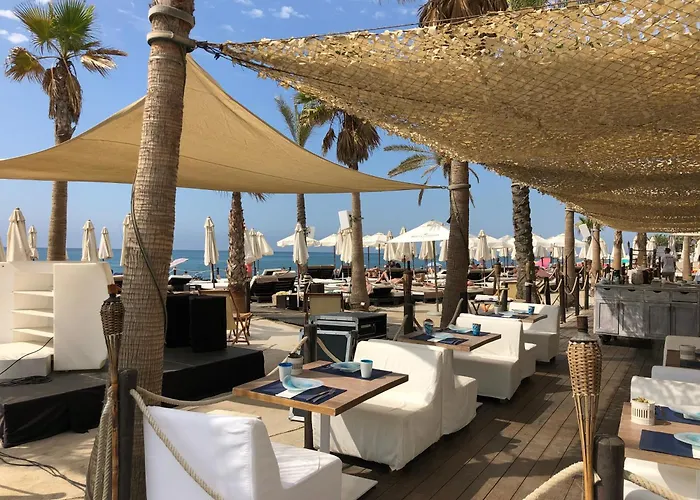 דירה Beautiful Modern 100m From The Sea